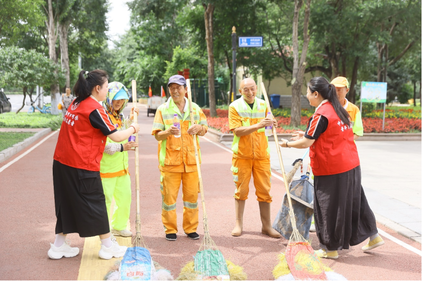 17548784562631965_832x555